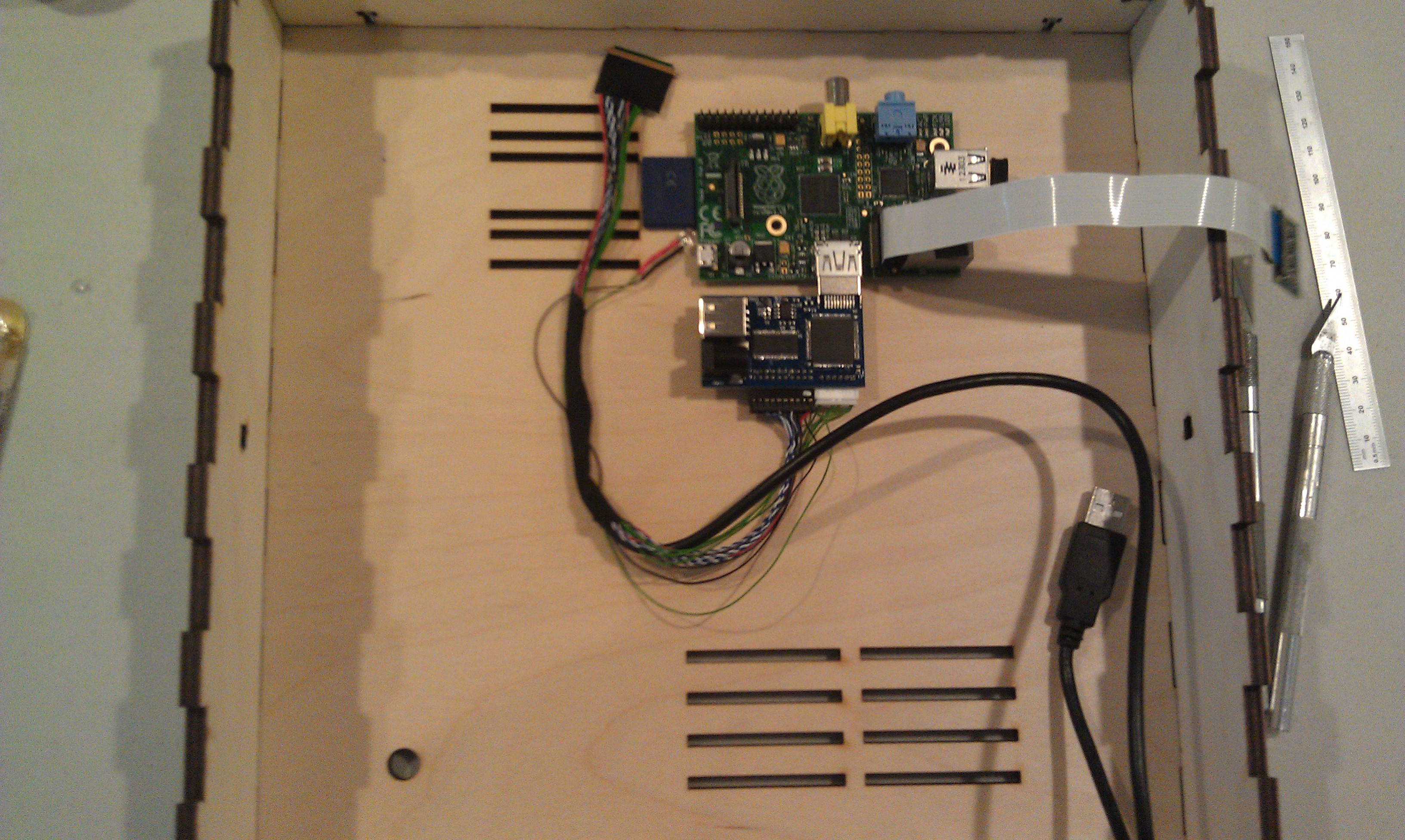Raspberry Pi and HDMI adapter